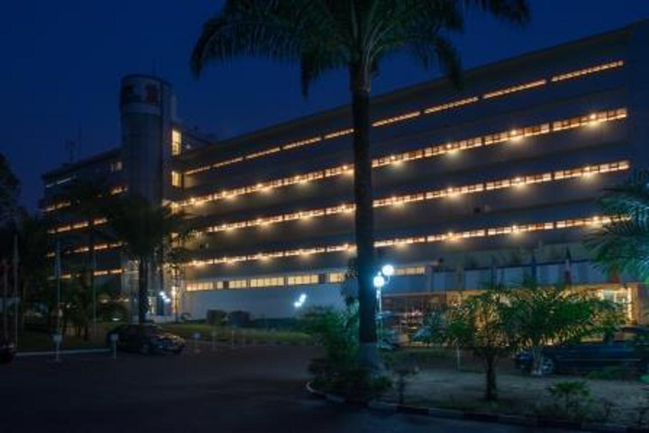 Hotel Olympic Palace Brazzaville Exterior photo